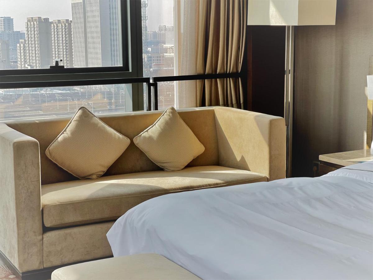 Hotel Melia Jinan Zewnętrze zdjęcie
